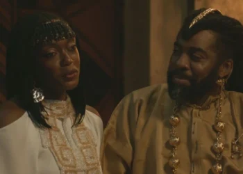 Binta (Lesliana Pereira) e Jendal (Lázaro Ramos) em A Nobreza do Amor (Foto: Reprodução/TV Globo)