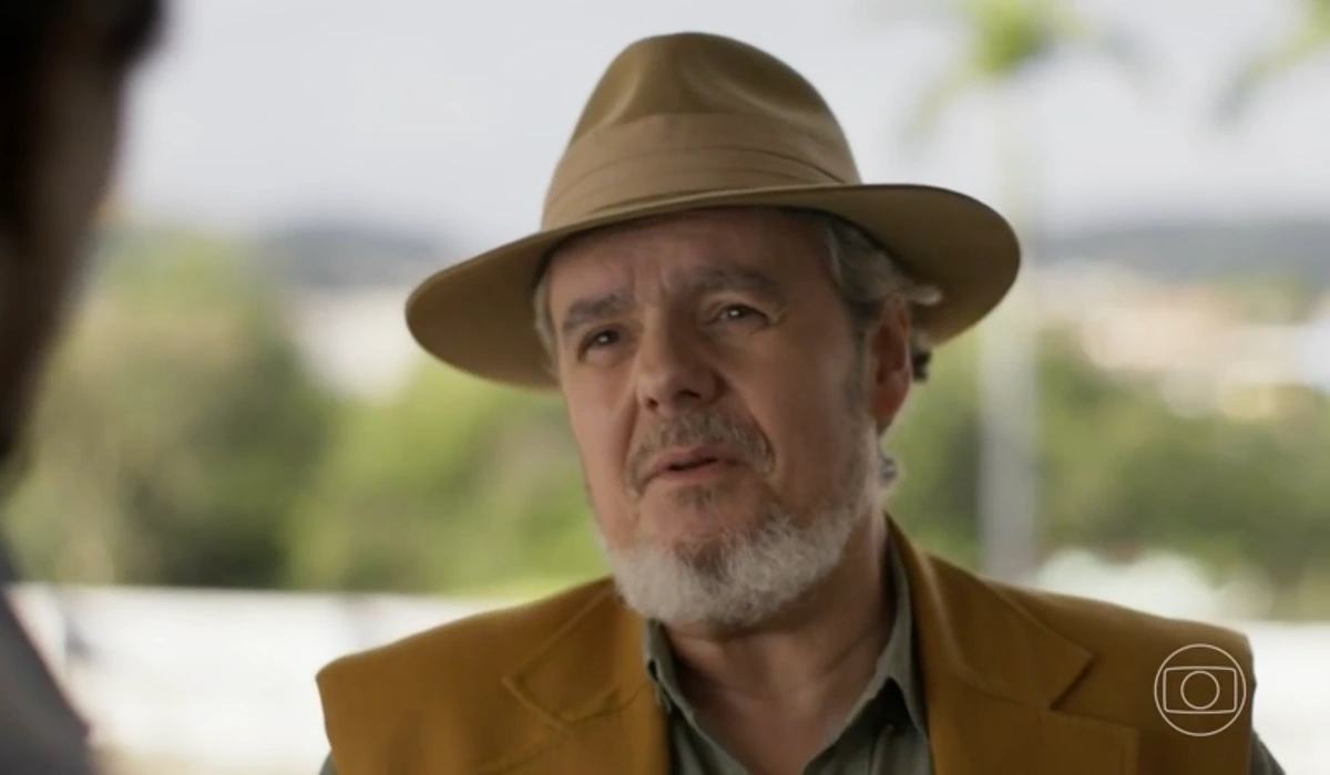 Casemiro (Cassio Gabus Mendes) em A Nobreza do Amor (Foto: Reprodução/TV Globo)