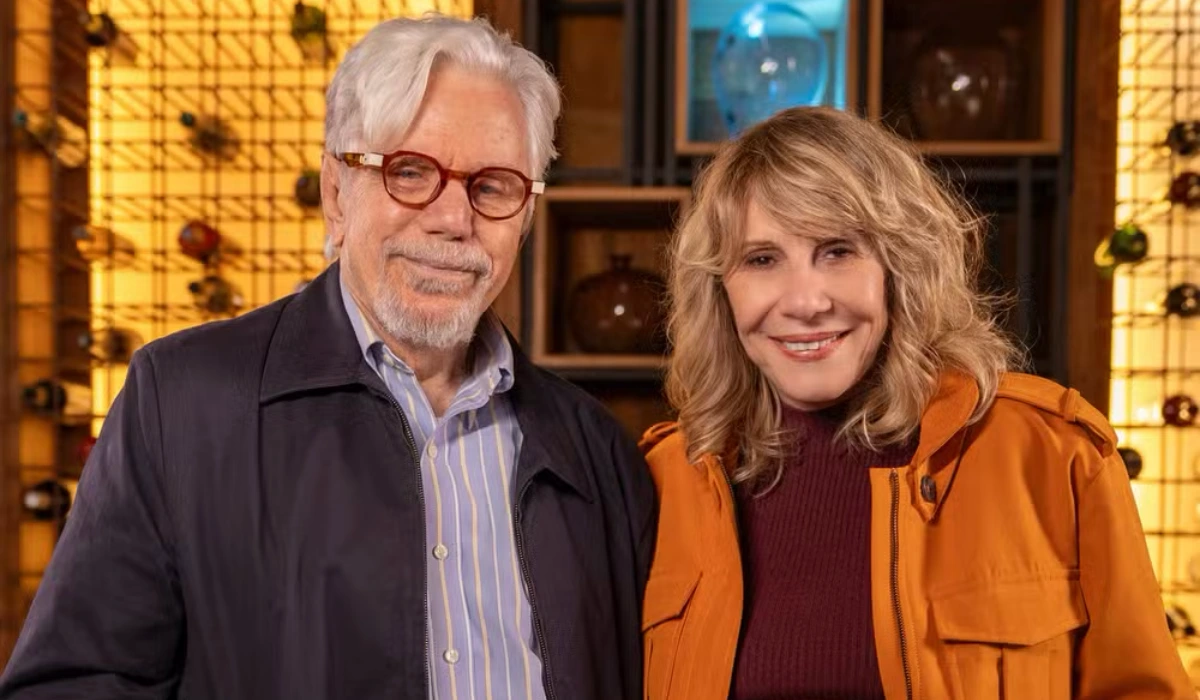 Manoel (Reginaldo Faria) e Pérola (Renata Sorrah) em Por Você (Foto: Angélica Goudinho/Globo)