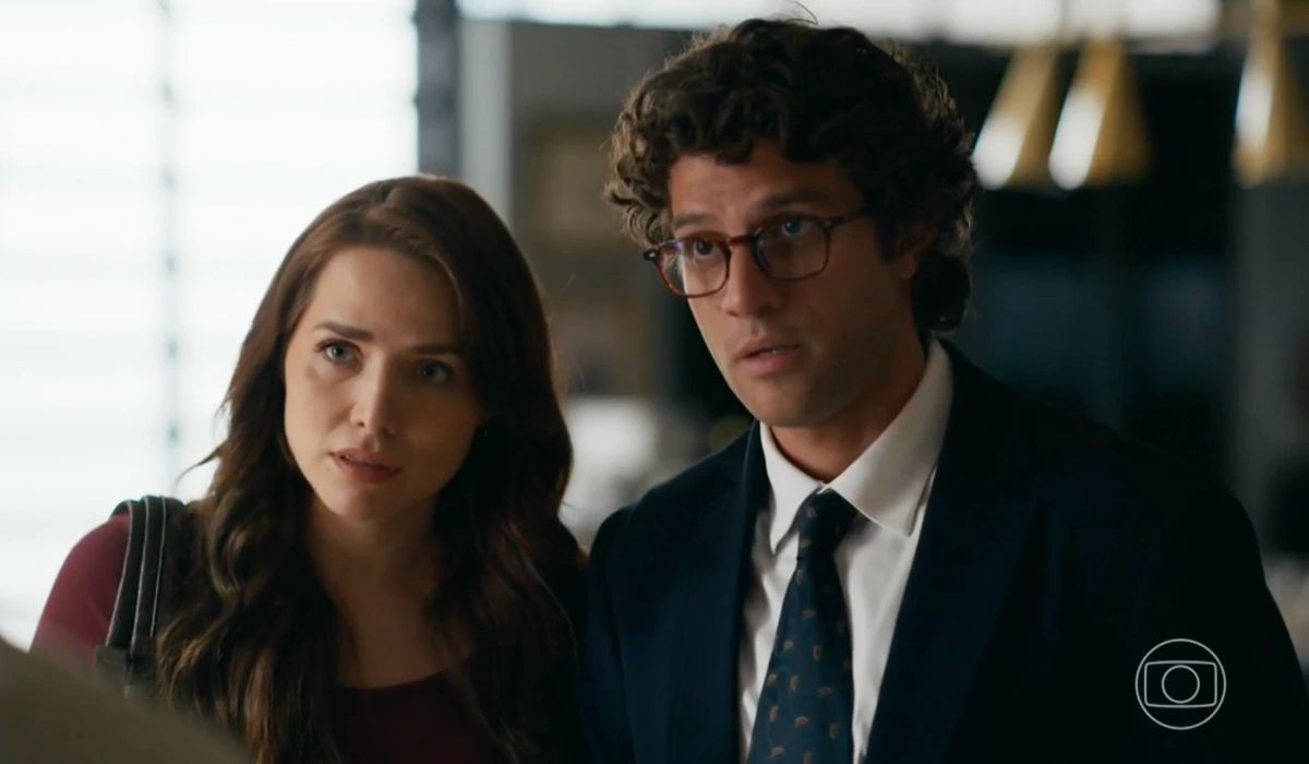 Adriana (Letícia Colin) e Pedro (Chay Suede) em Quem Ama Cuida (Foto: Reprodução/TV Globo)