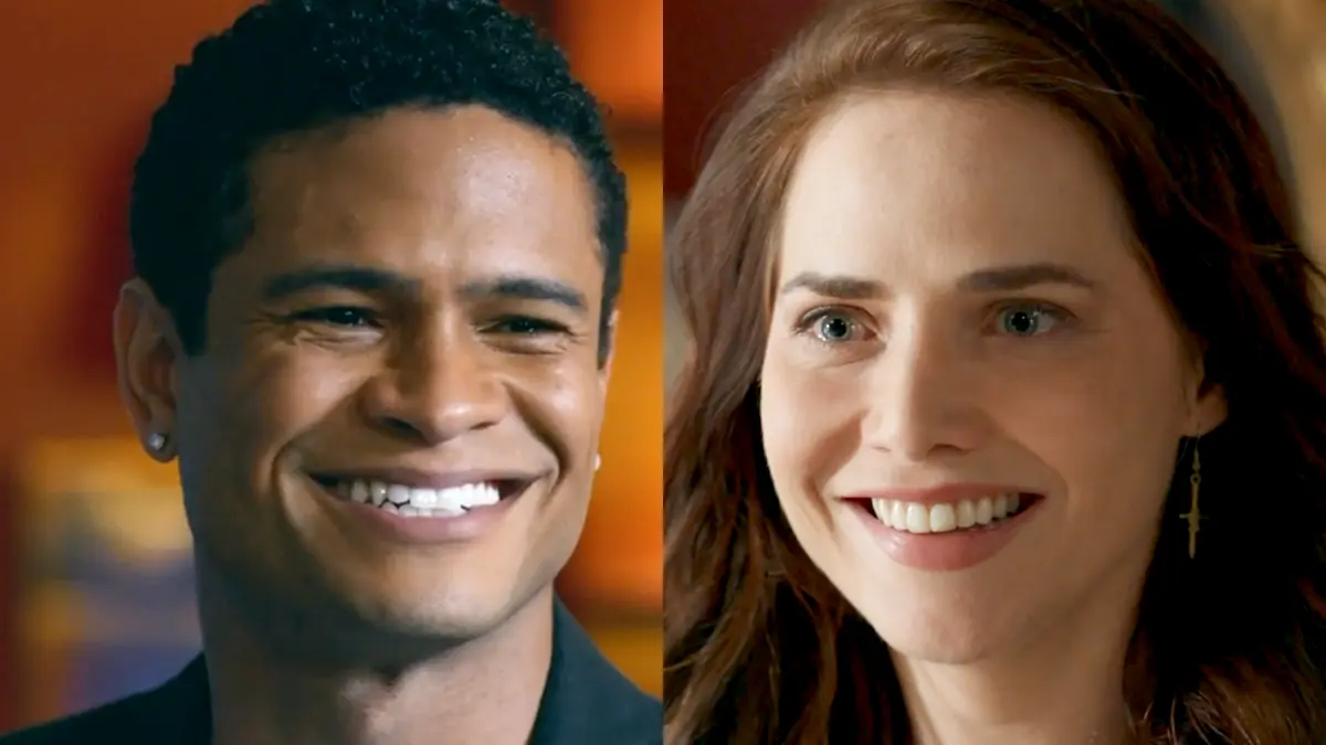 Tiago sorrindo (à esquerda) e Adriana (à direita) em montagem da novela Quem Ama Cuida.