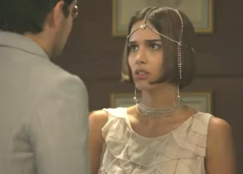 Virgínia (Theresa Fonseca) em A Nobreza do Amor (Foto: Reprodução/TV Globo)