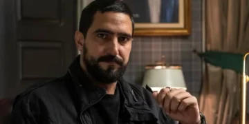 Heitor (Renato Góes) vai morar na mansão em Quem Ama Cuida (Foto: Estevam Avellar/Globo)