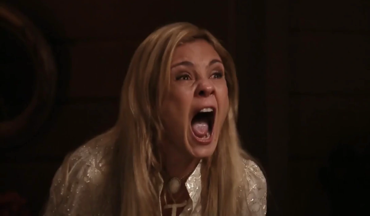 Carminha (Adriana Esteves) em Avenida Brasil (Foto: Reprodução/TV Globo)
