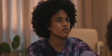 Ítalo (Fabrício Assis) em Por Você (Foto: Reprodução/TV Globo)