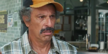 Juarez (Milhem Cortaz) em Por Você (Foto: Reprodução/TV Globo)
