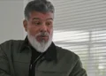 Junqueira (Maurício Mattar) em Por Você (Foto: Reprodução/TV Globo)