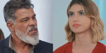 Junqueira (Maurício Mattar) e Leandra (Giovanna Grigio) em Por Você (Foto: Reprodução/TV Globo)